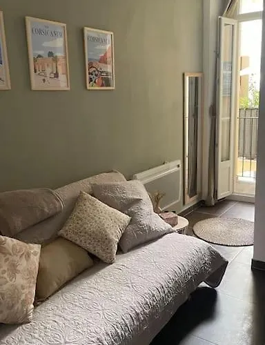 Studette Intimiste *