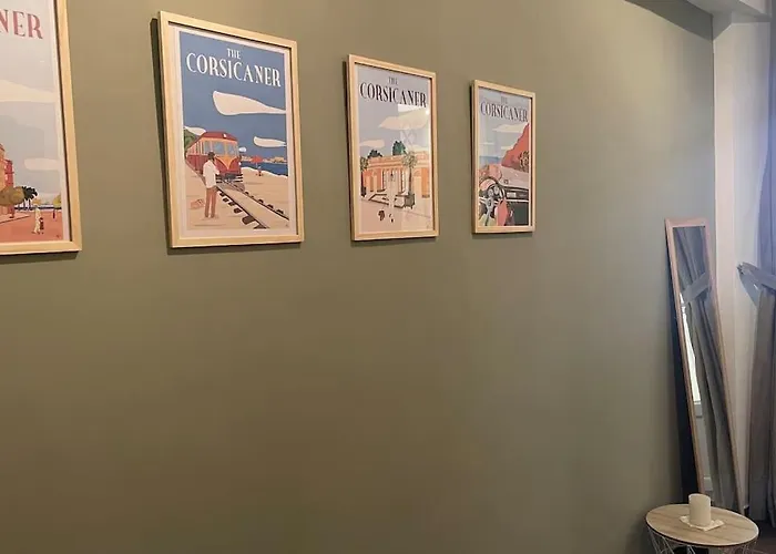 Studette Intimiste 阿雅克肖