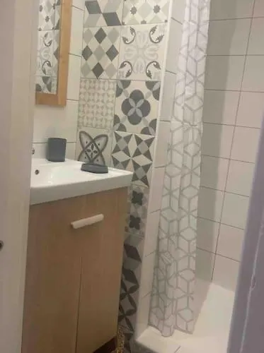 Studette Intimiste * Ajaccio (Corsica)